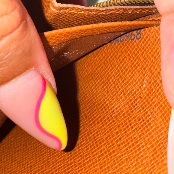 Louis Vuitton Porte Monaie Wallet - Picture 7 of 7